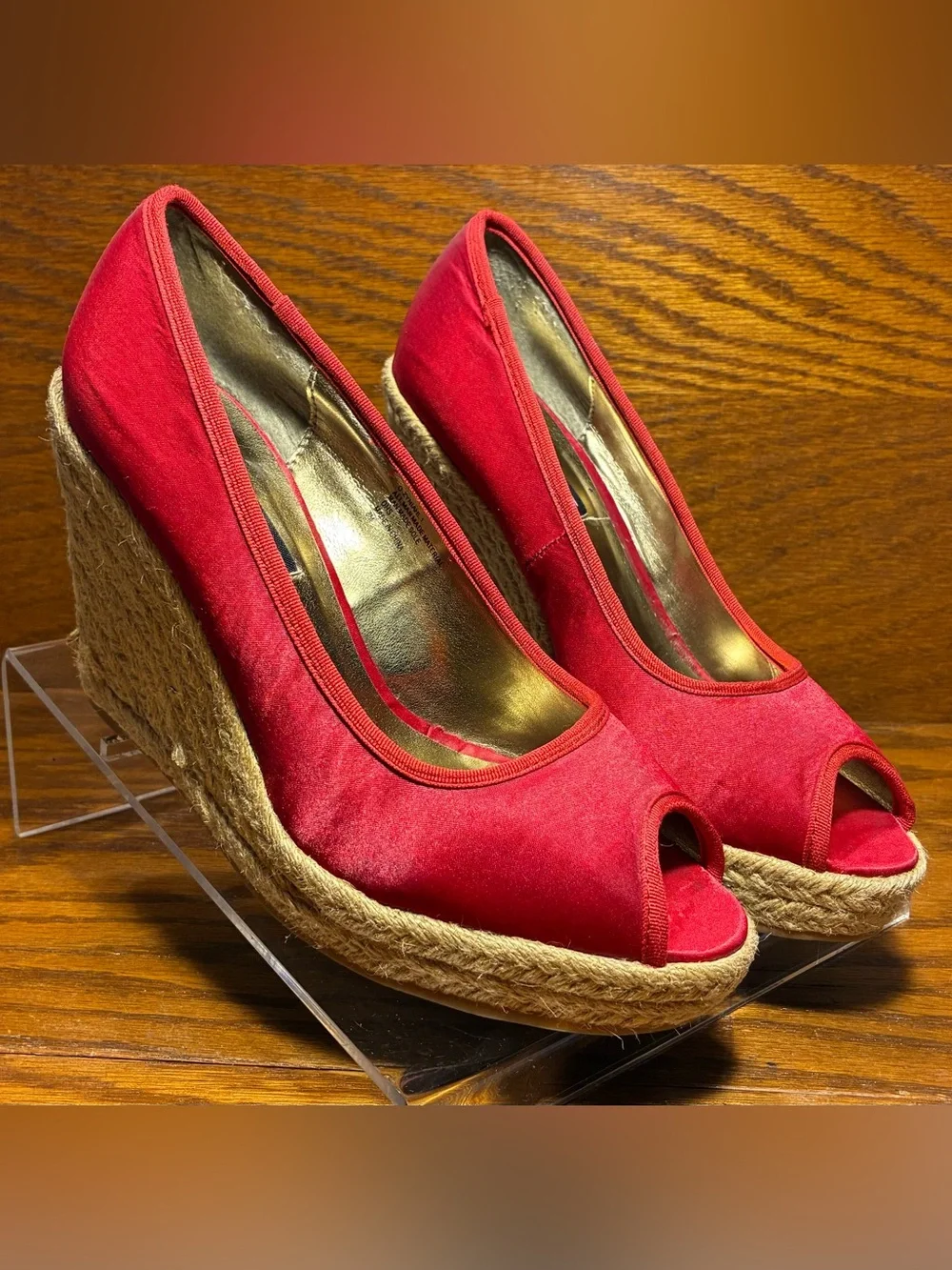 Nine West Red Satin Espadrille Peep Toe Wedges Size 8